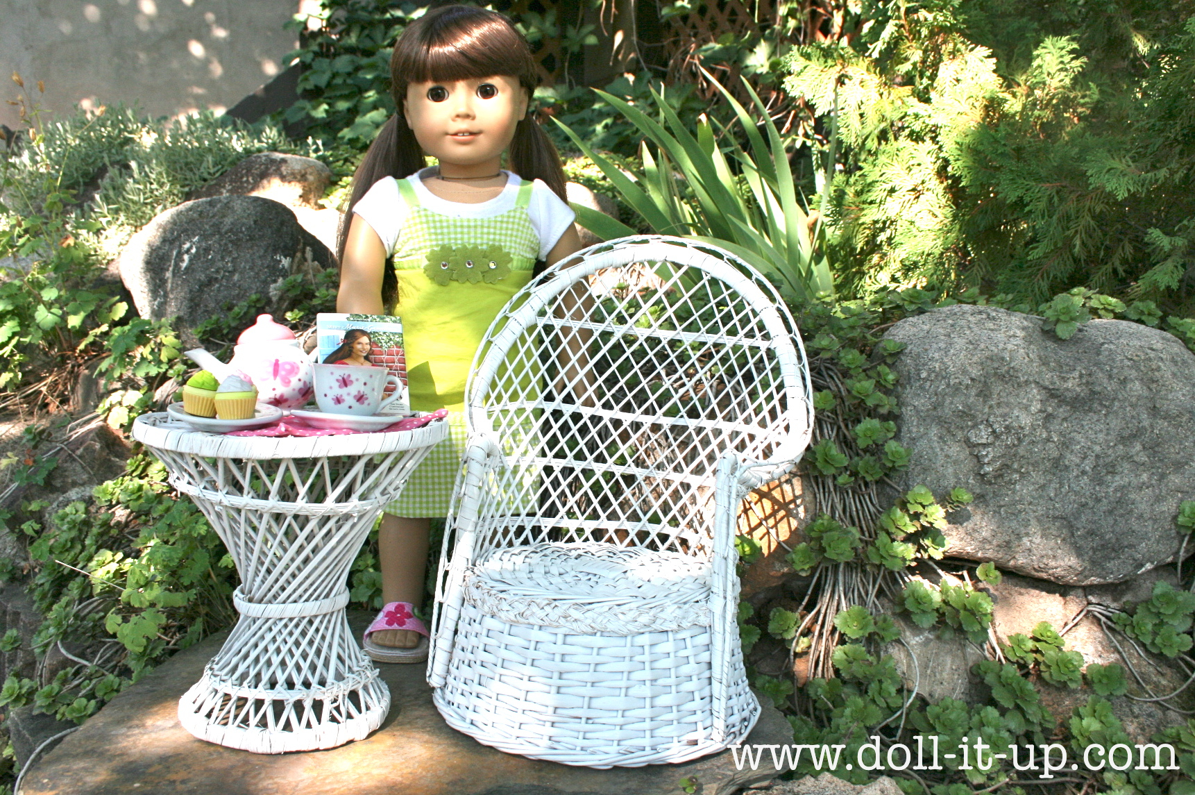 doll sized wicker chairs